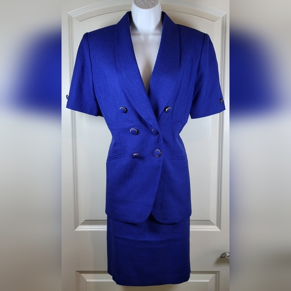 Kasper Dresses & Skirts - KASPER Lightweight Linen Skirt Suit Royal Blue Size 10P Vintage
